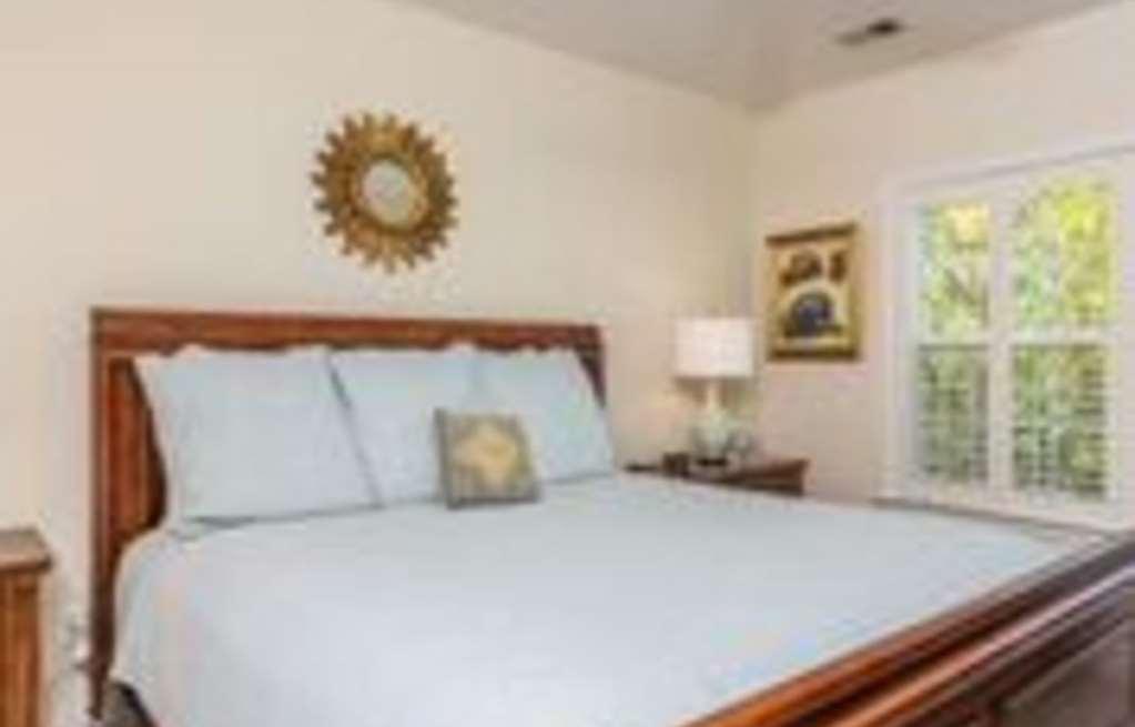 Sea Gate Inn St. Simons Island Номер фото